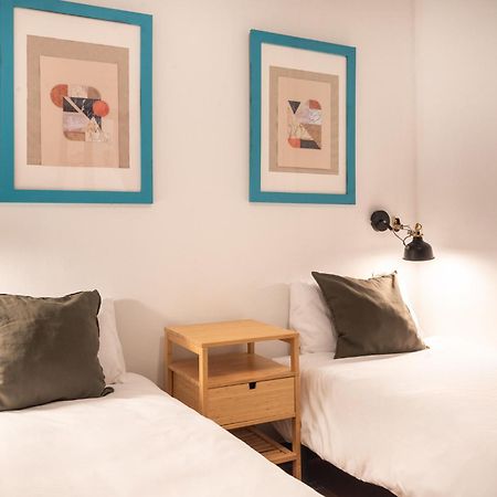 Spacious & Sunny Apt With Terrace In The City Center Barcelona Zewnętrze zdjęcie