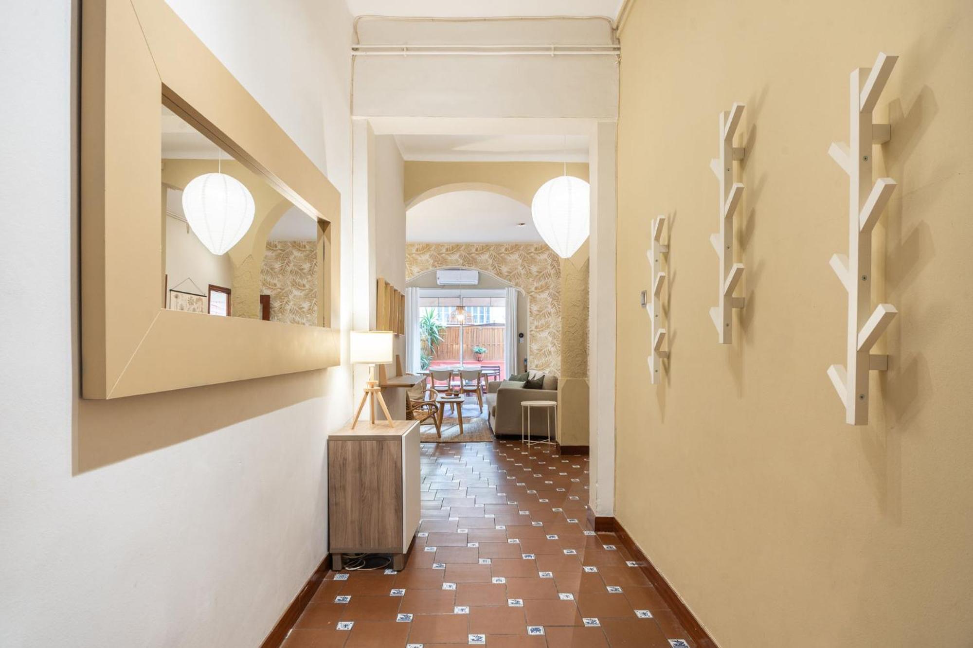 Spacious & Sunny Apt With Terrace In The City Center Barcelona Zewnętrze zdjęcie