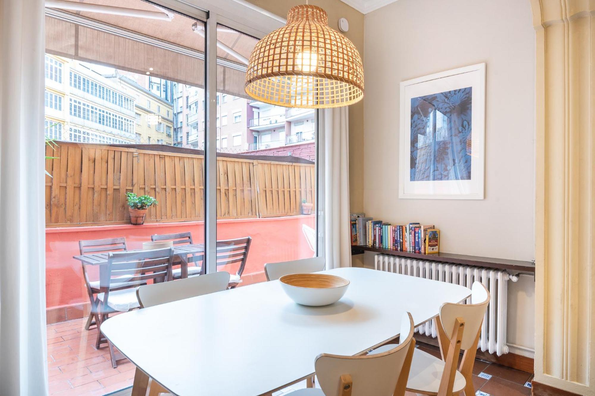 Spacious & Sunny Apt With Terrace In The City Center Barcelona Zewnętrze zdjęcie