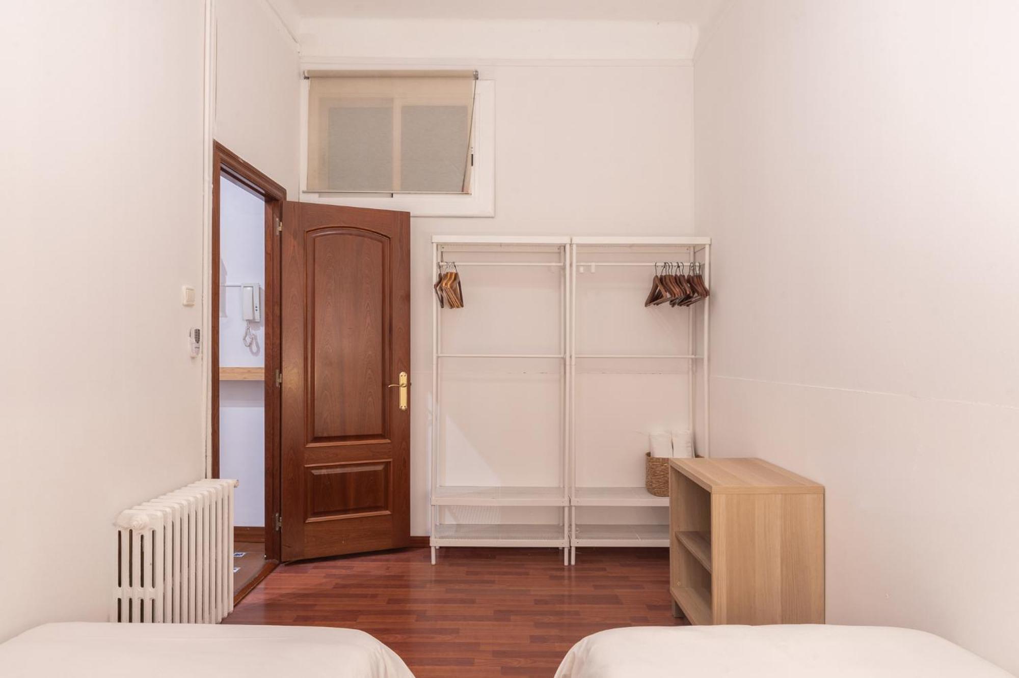 Spacious & Sunny Apt With Terrace In The City Center Barcelona Zewnętrze zdjęcie